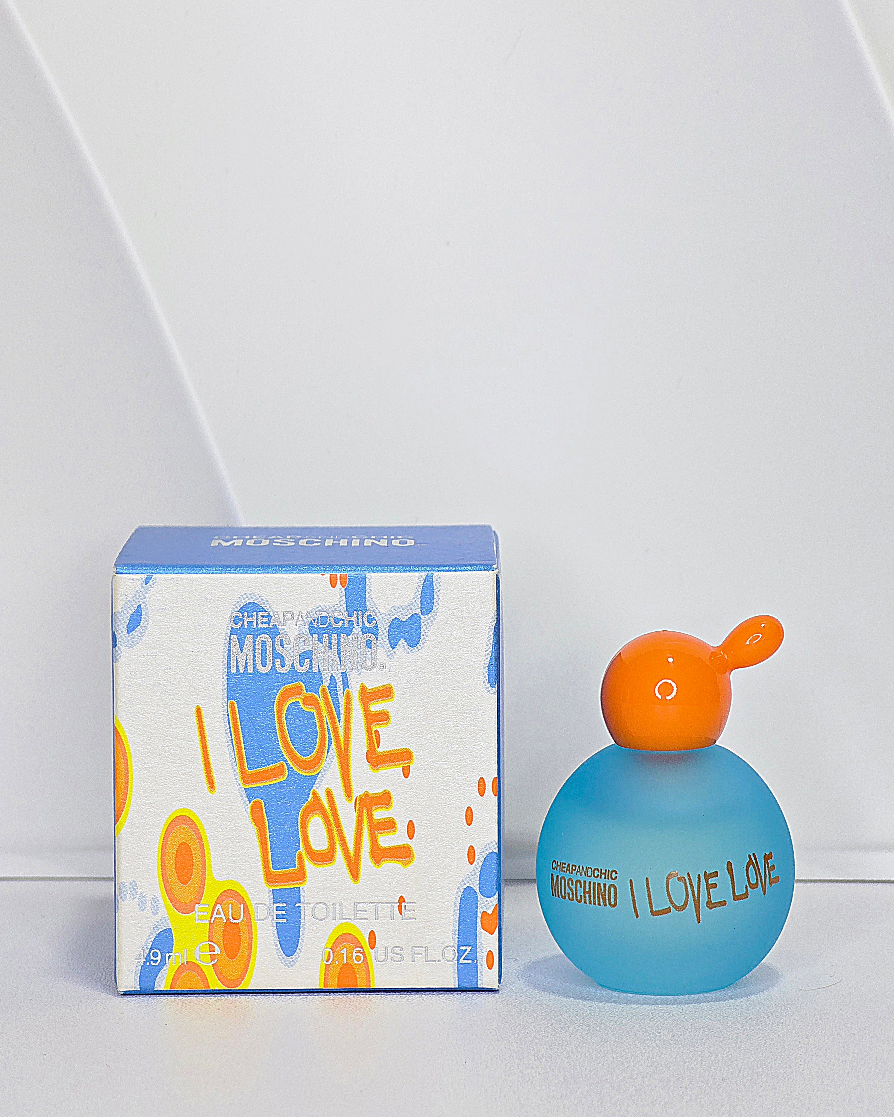 Moschino I Love Love, Mini 4.9ml